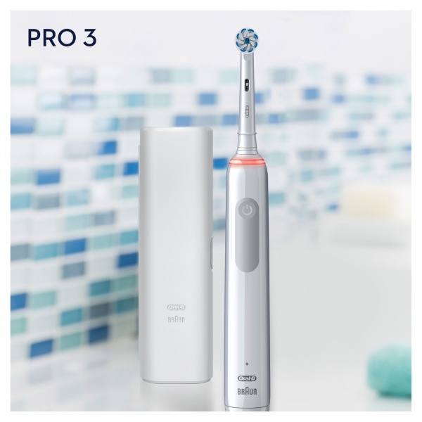 Электрическая зубная щетка Oral-B Pro 3 3500 Sensitive Clean белая + чехол