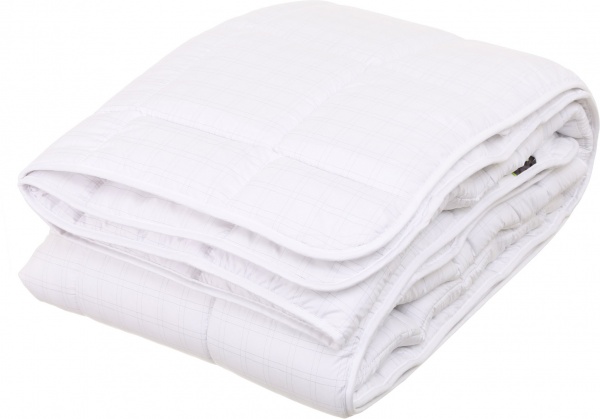 Одеяло с каpбоновой нитью Stress Free 200x220 см Drimko белый