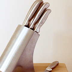 Кухонные ножи и наборы