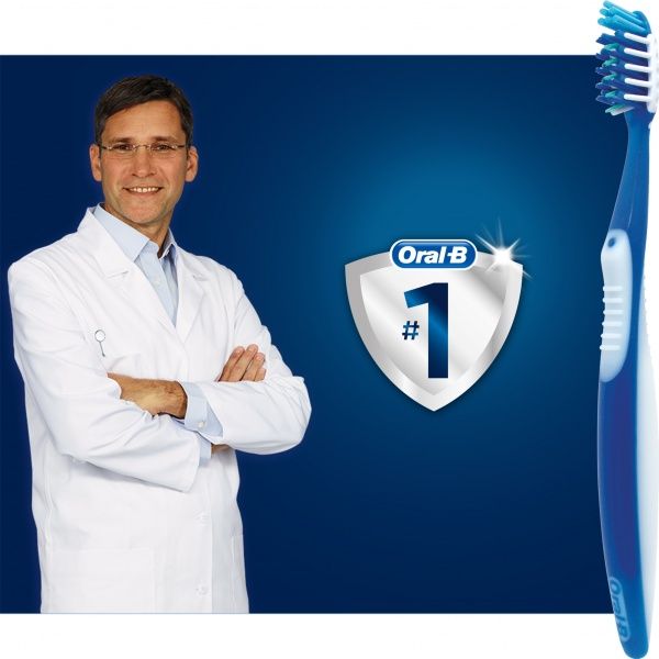 Зубная щетка Oral-B Complete 7 средней жесткости 1 шт.
