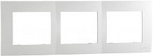 Рамка трехместная Mono Monte горизонтальная белый 105-010000-162