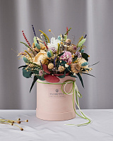 Цветочная композиция Floretta в шляпной коробке Летняя романтика 25x40 см